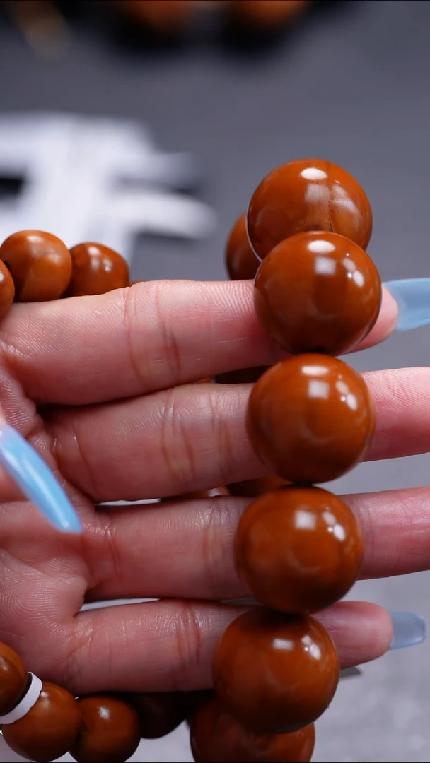 【闪购商品】橄榄核吊坠橄榄核