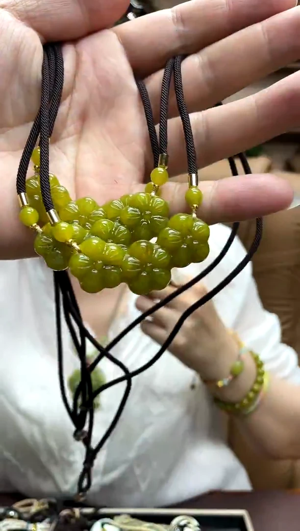 岫玉未镶嵌吊坠多样性发货其中发一