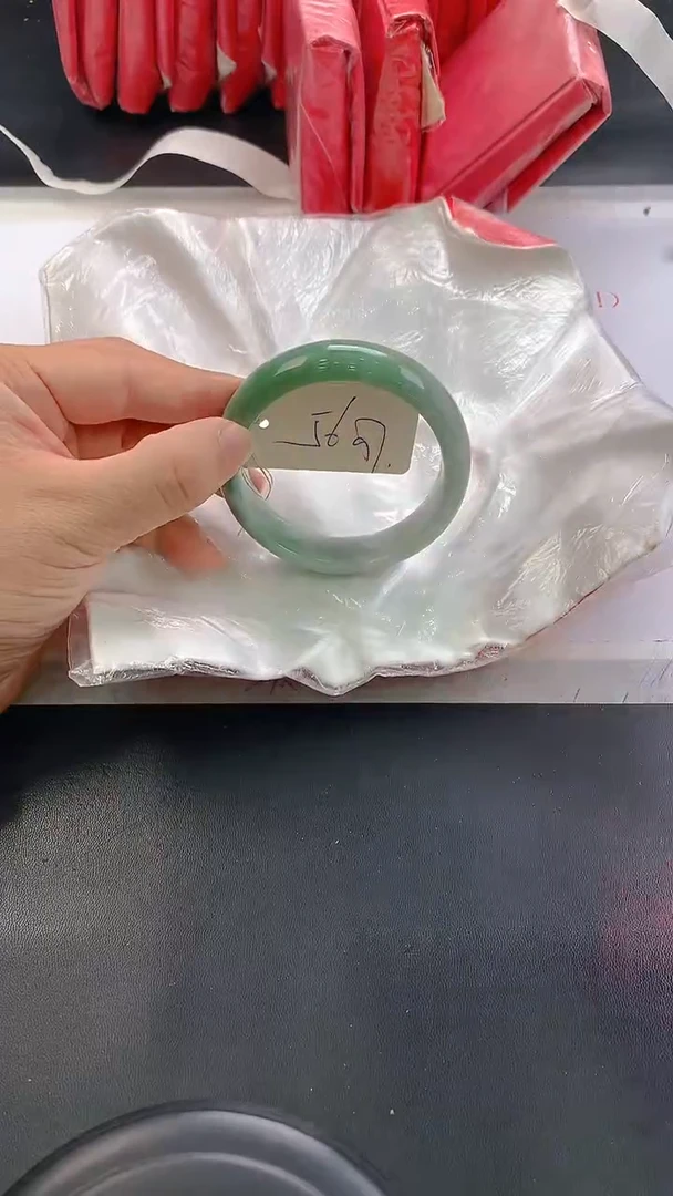 未镶嵌手镯翡翠97