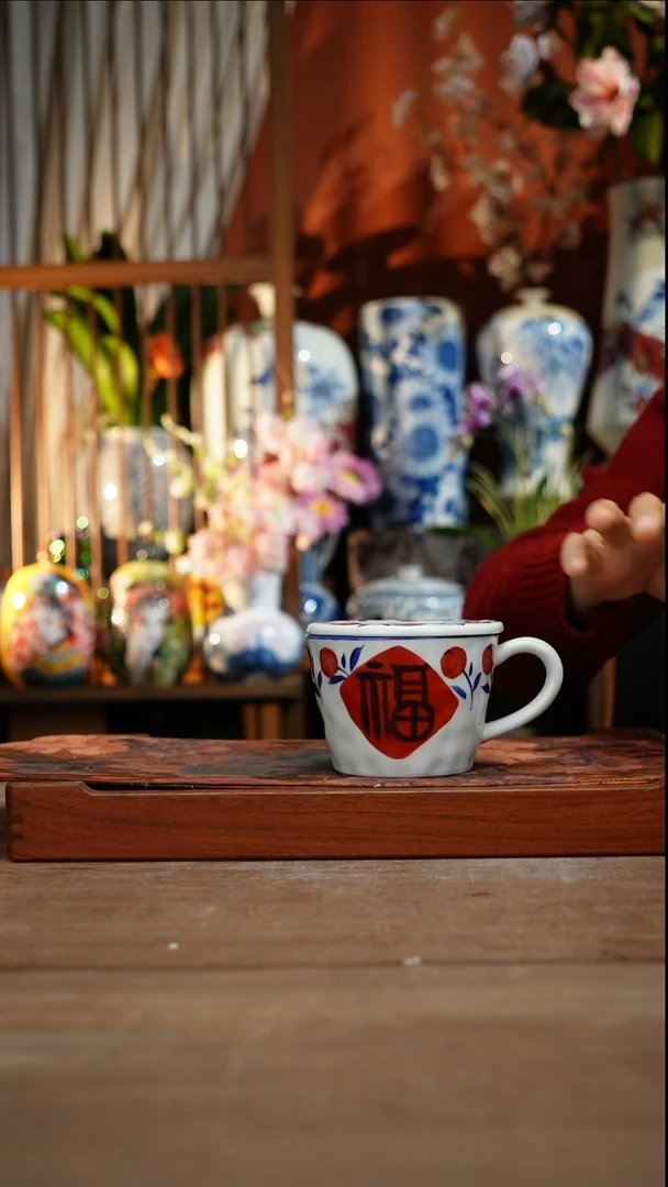 当代景德镇设计师釉下手绘陶瓷花瓶