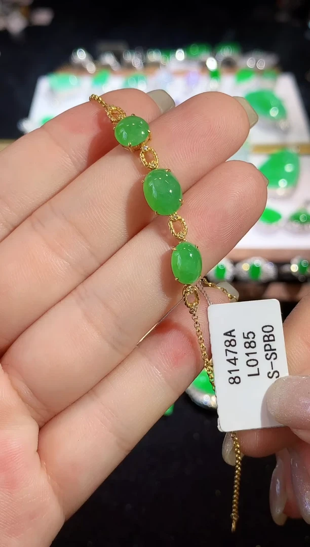 18K金镶嵌手链翡翠L0185多样性发其一