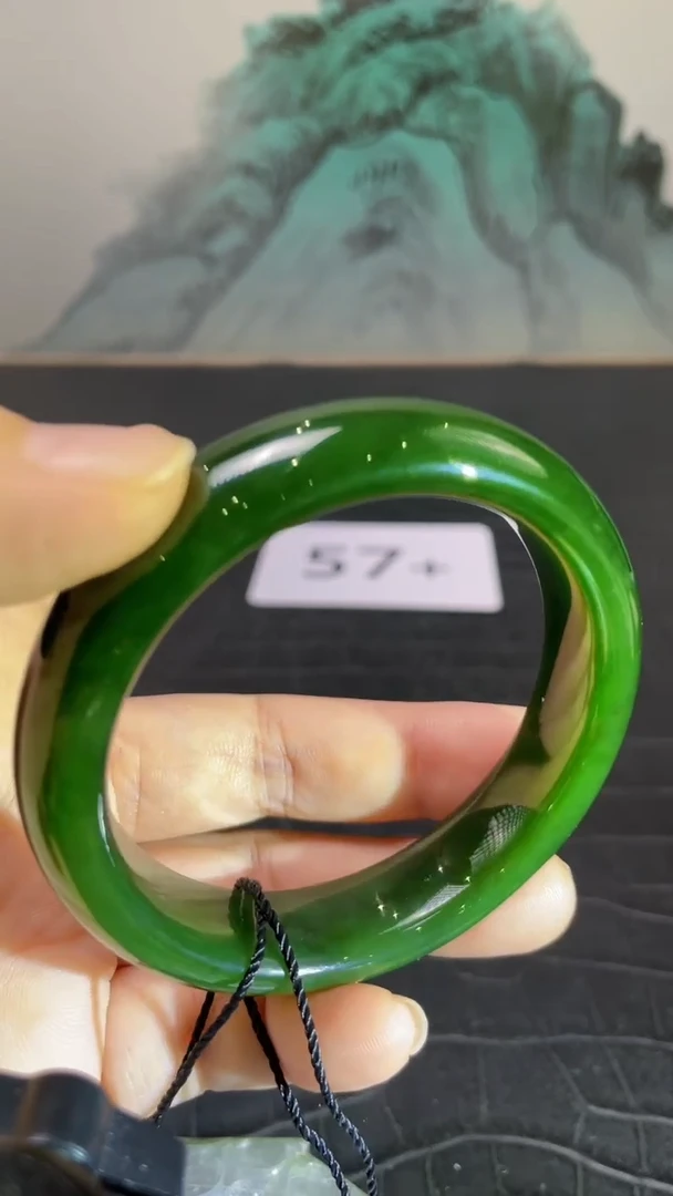 未镶嵌手镯和田玉（碧玉）g****n57