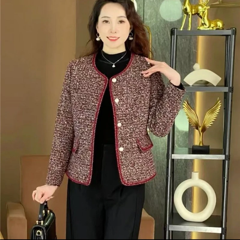 妈妈秋装60岁大码妈妈装2025秋冬新品轻薄新款外套中老年加厚开衫