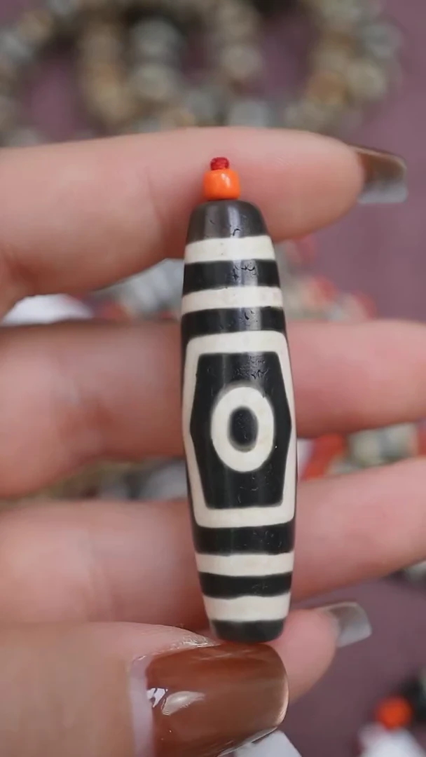 【闪购商品】玛瑙/玉髓颈饰未镶嵌蚀花玛瑙珠定制编绳