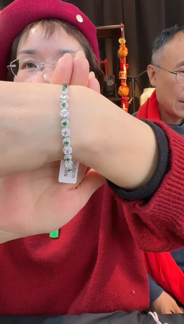【闪购商品】翡翠手镯银S925镶嵌手镯