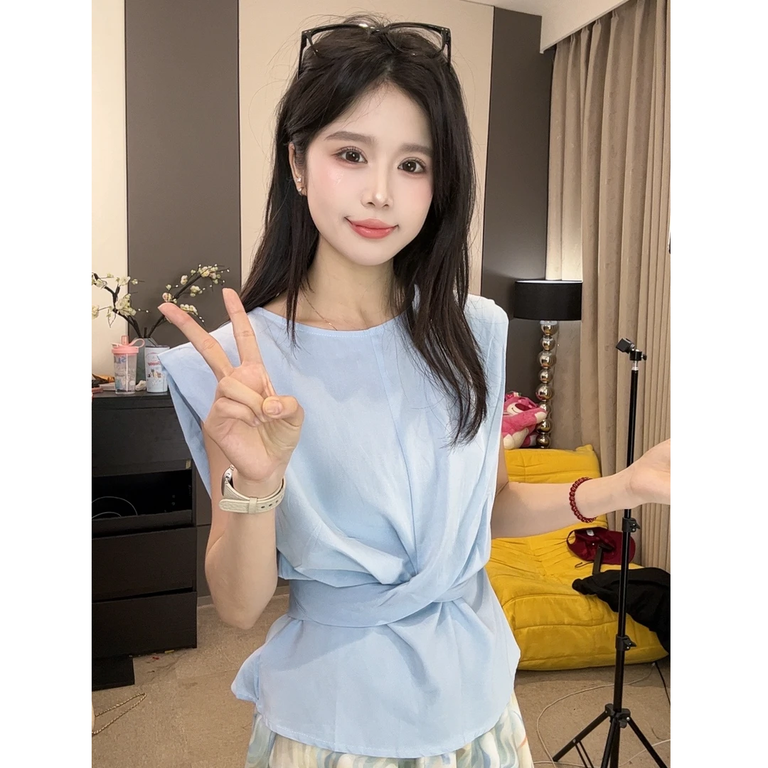 蔡小姐2025夏季新款时尚休闲小众设计感显瘦女上衣