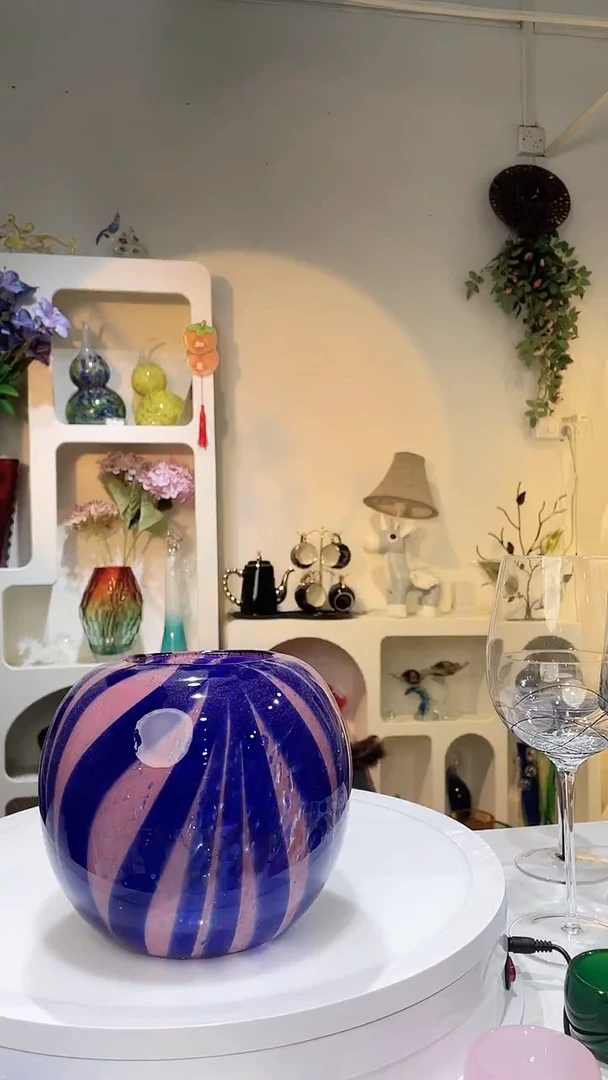 【闪购商品】琉璃高17球状花瓶