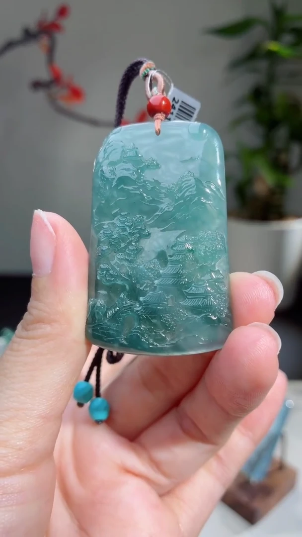 翡翠未镶嵌颈饰天然A货翡翠-方牌浅浮雕山水牌