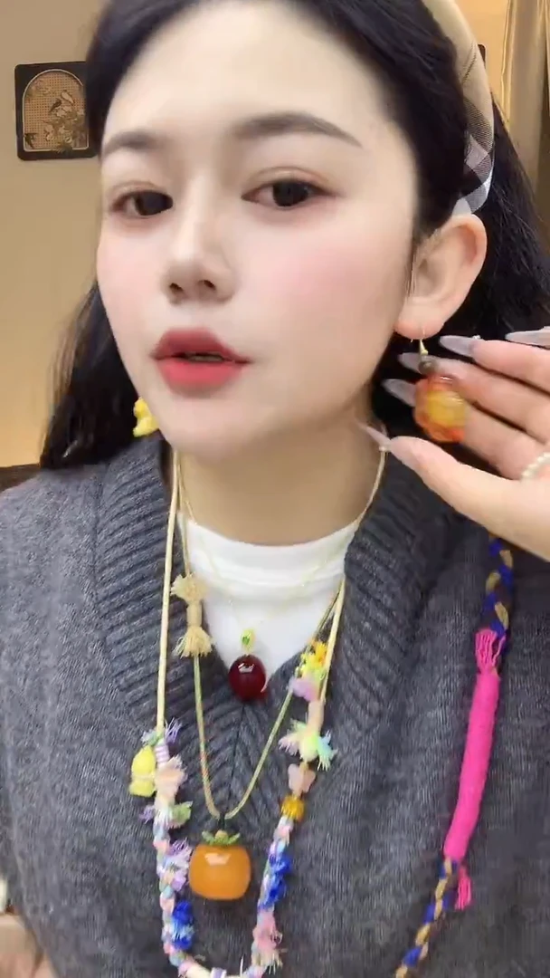 砖雕大喜喜时尚穿搭饰品