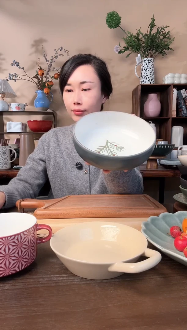 6.5英寸墨绿麻点叶子钵钵碗微瑕