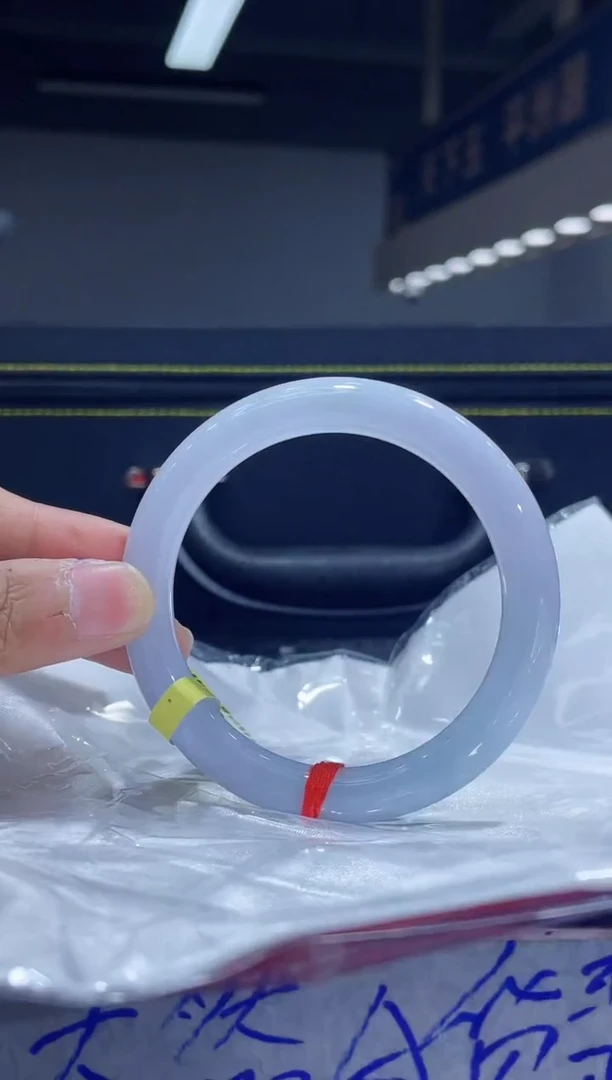 未镶嵌手镯翡翠5