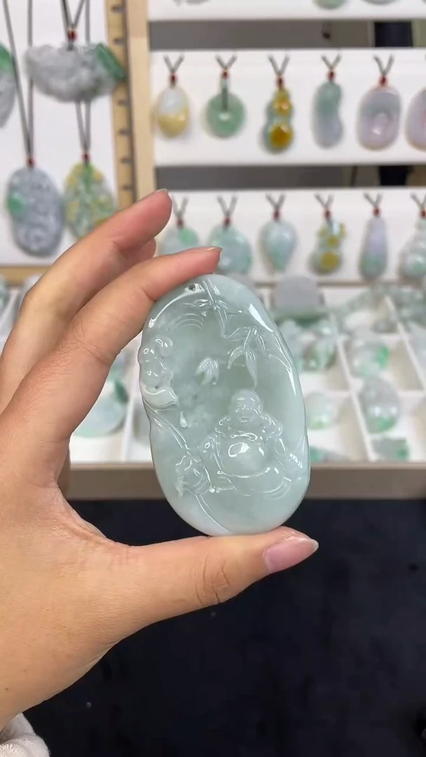 颈饰未镶嵌翡翠1