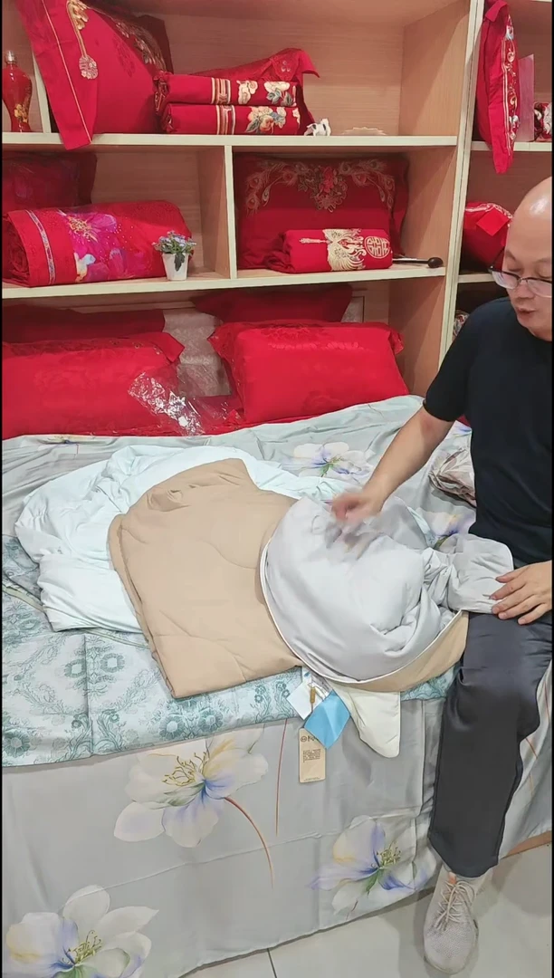 银鼠毛冰感夏被2.0*2.3咖 灰