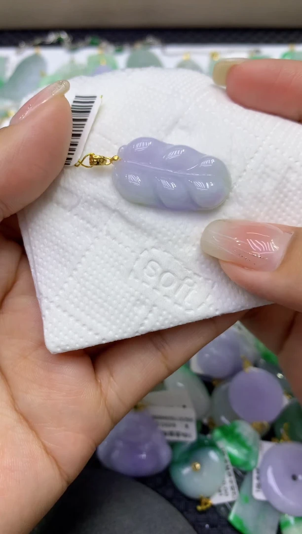 颈饰未镶嵌翡翠天然缅甸A货翡翠