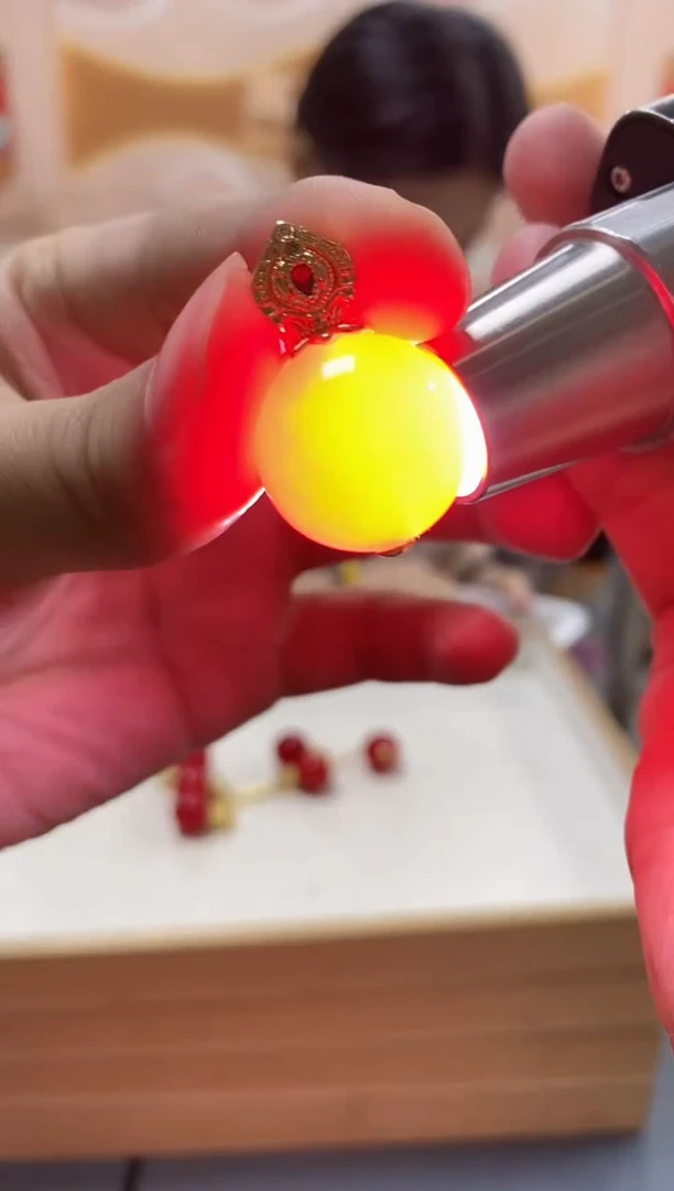 合金颈饰玛瑙/玉髓鸽血红单珠玛瑙