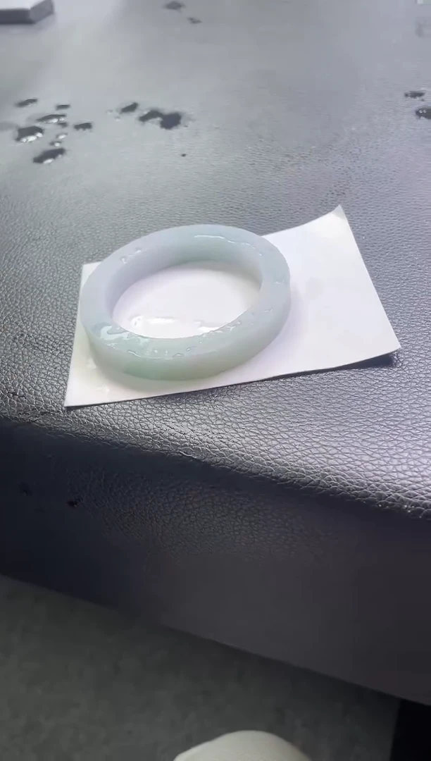 定制翡翠手镯未镶嵌手镯