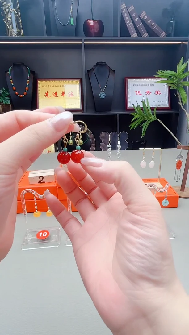 未镶嵌耳钉玛瑙/玉髓424