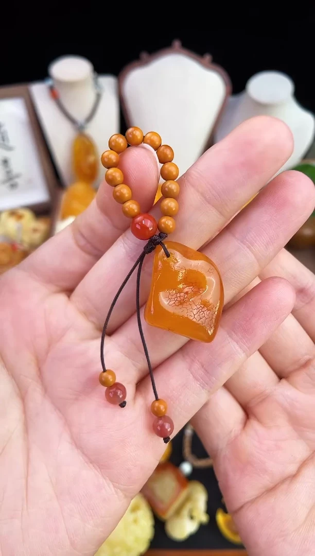 琥珀未镶嵌珠宝奇石柒月