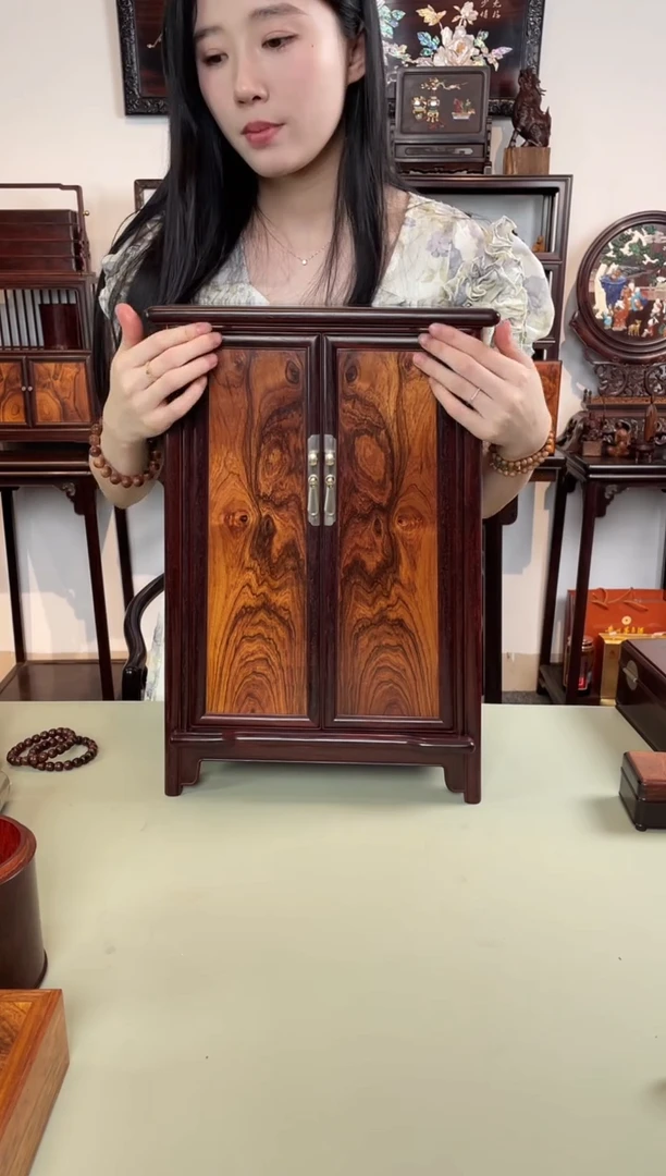 紫檀木类成套家具紫檀嵌花梨圆角柜