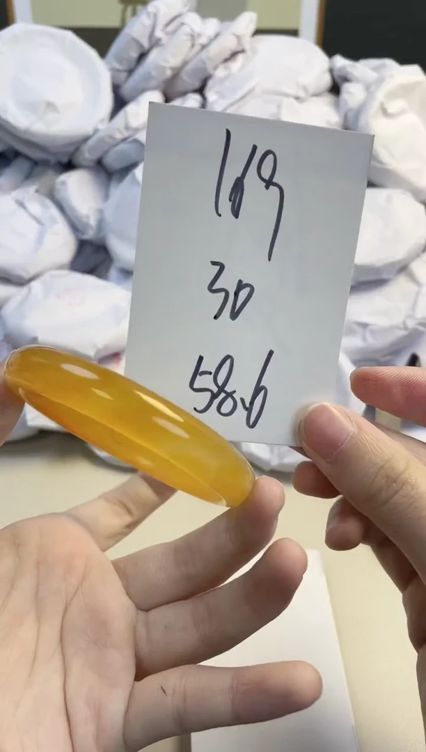 【闪购商品】玛瑙/玉髓手镯未镶嵌169