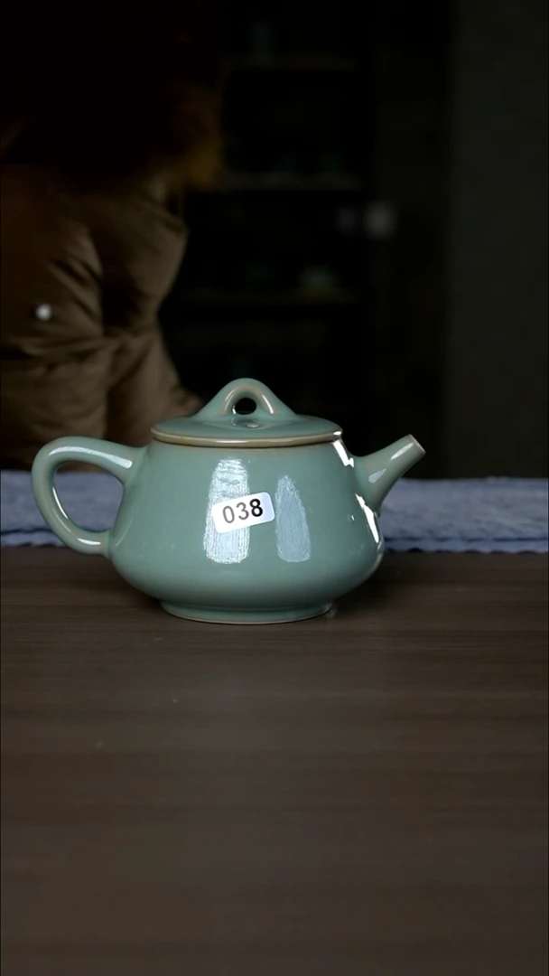 【闪购商品】杯038号仿古天青石瓢壶微瑕开片