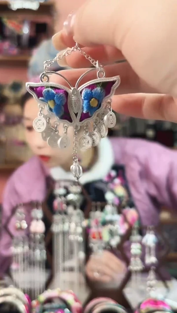 艺枝独绣手工饰品516