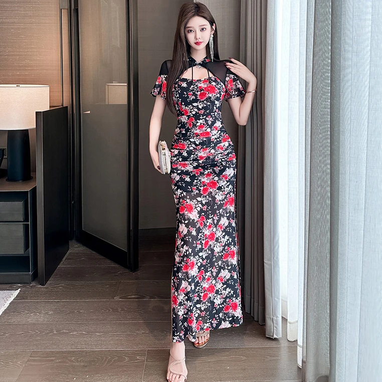 性感连衣裙女深V高级感长款修身显瘦长裙