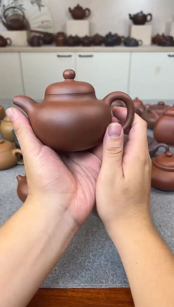 茶壶紫砂柿圆 半手工 240cc