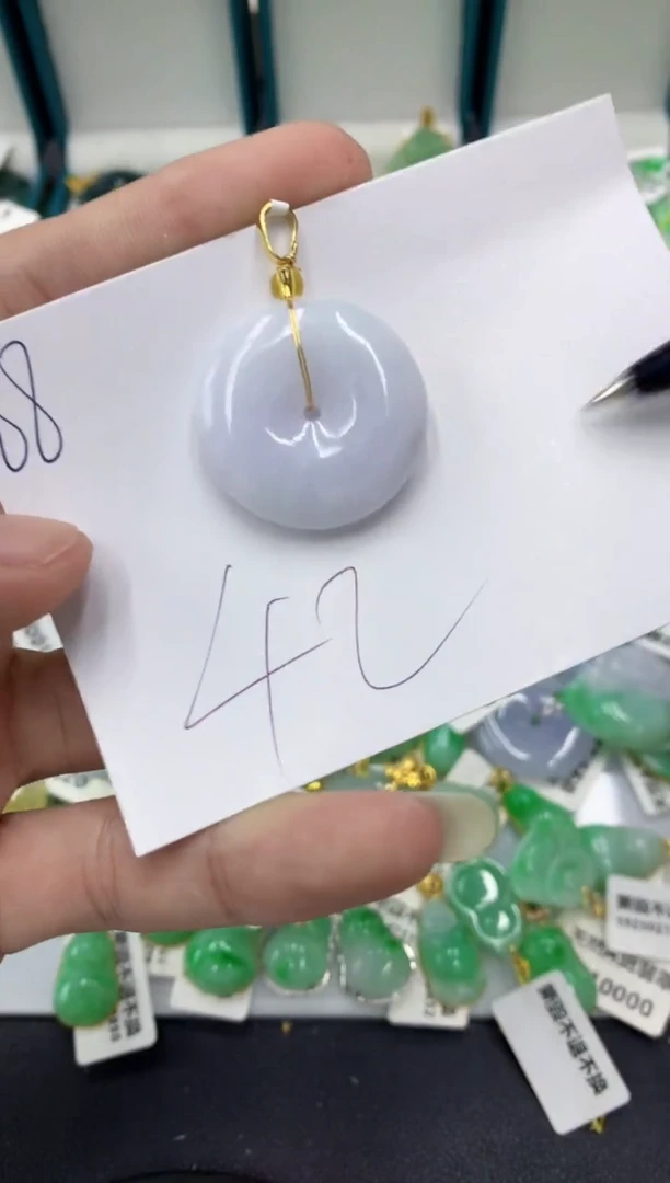 【闪购商品】翡翠颈饰未镶嵌翡翠