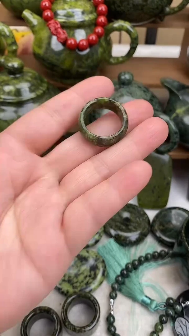 【闪购商品】蛇纹石玉未镶嵌戒圈戒圈