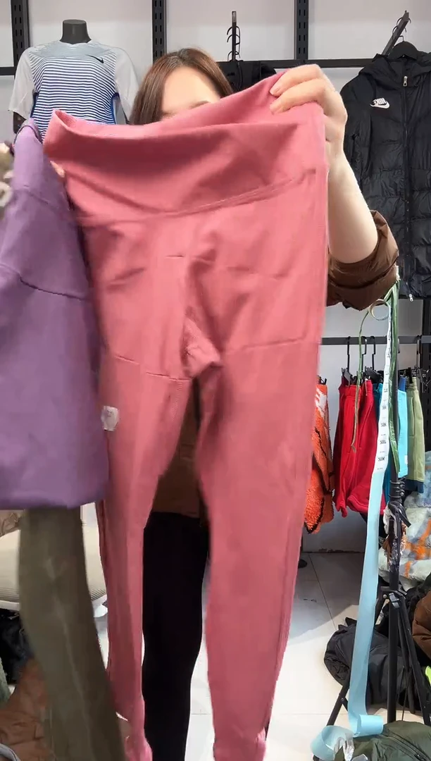 2696  编码  瑕疵直播间过款为准 尺码3