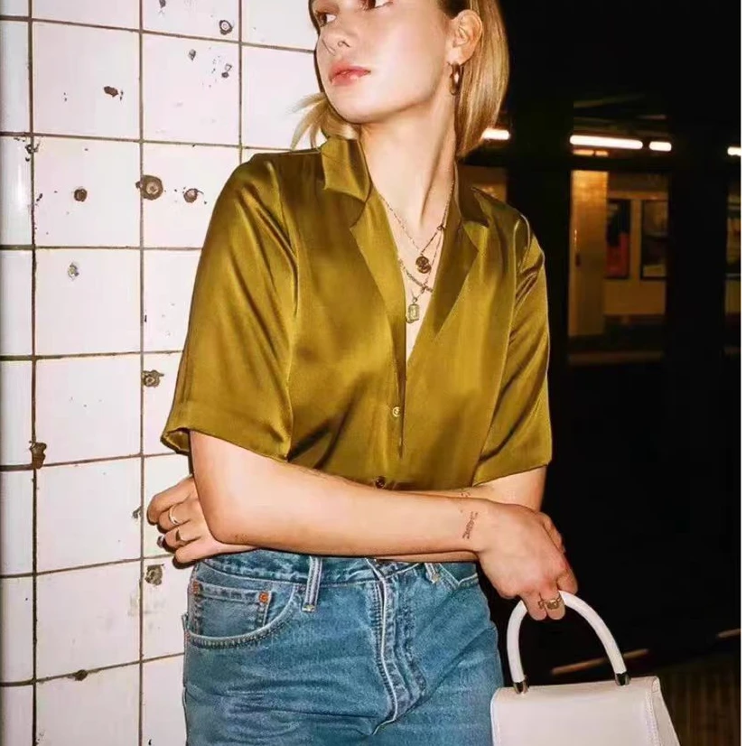 19姆米桑蚕丝弹力双乔缎西装领短袖通勤上衣