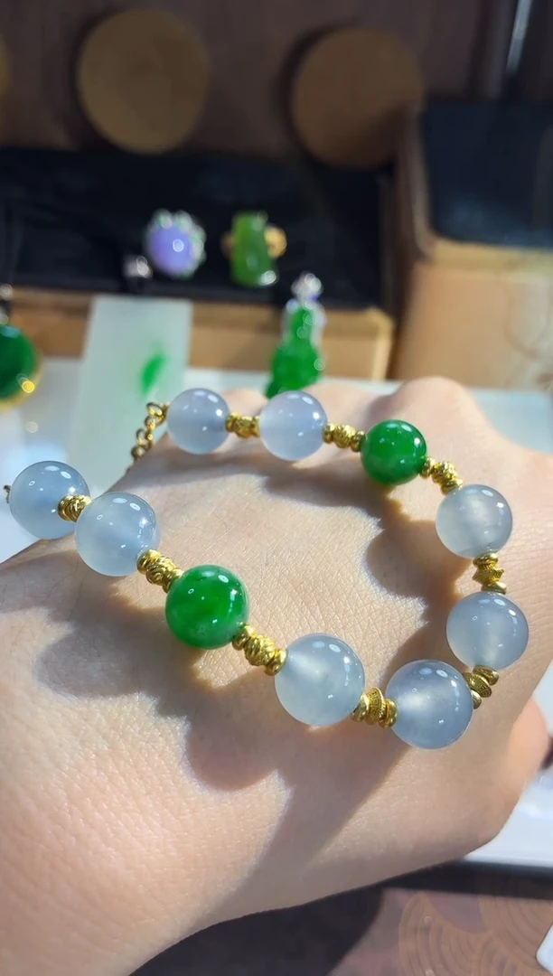 足金镶嵌手链翡翠手链