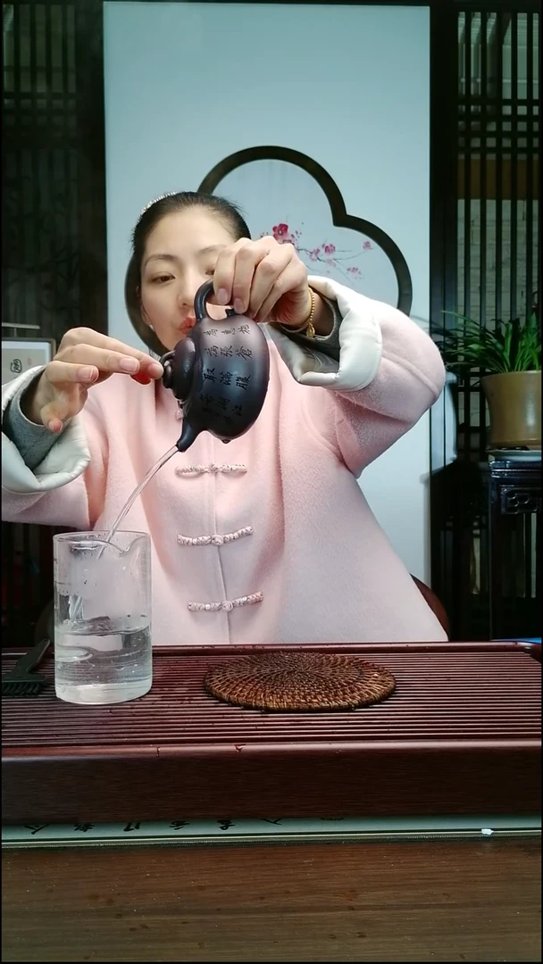 茶壶紫砂原矿天青泥  曼生葫芦    375cc    徐春兰制