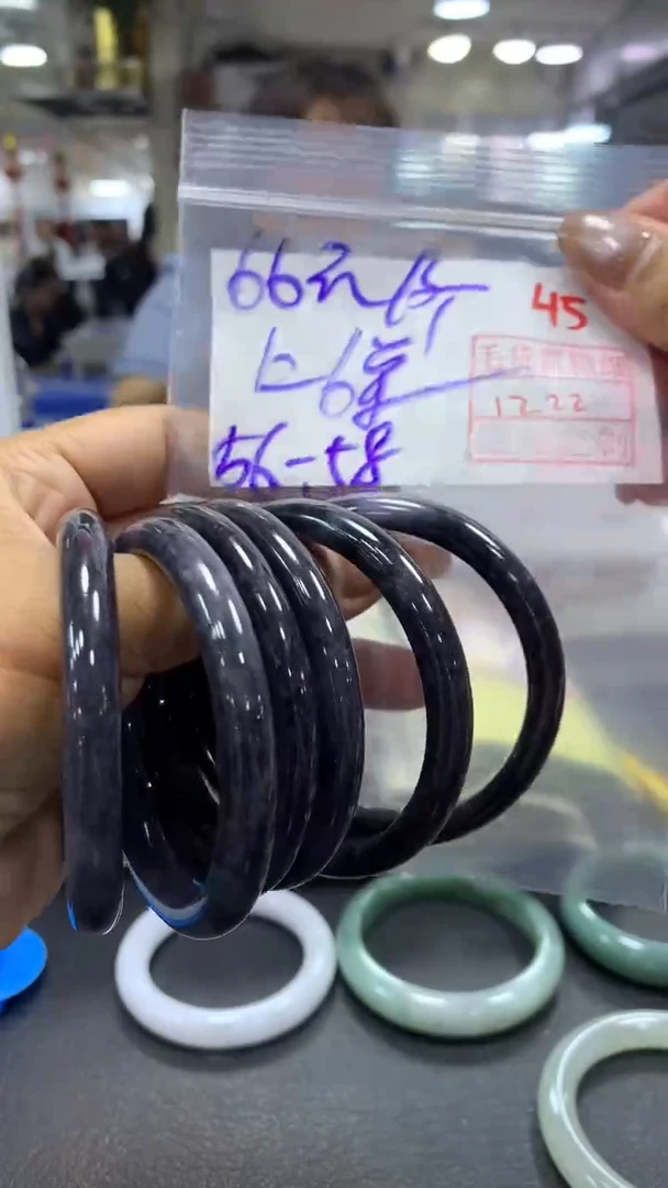 未镶嵌定制翡翠毛货需精细抛光+拍一发一+45