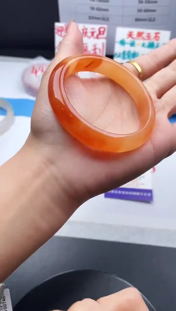 未镶嵌手镯石英质玉j186-HHB56+