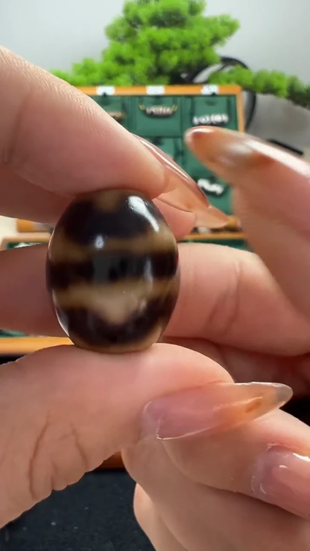 玛瑙/玉髓（覆膜）颈饰未镶嵌35.（微瑕随机发货）