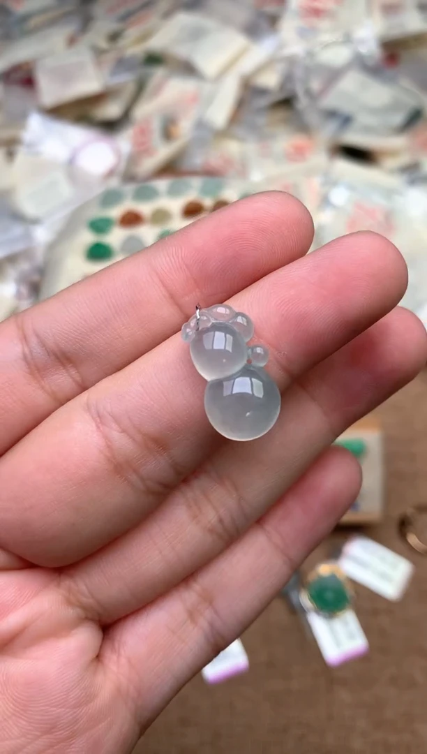 未镶嵌挂件翡翠一