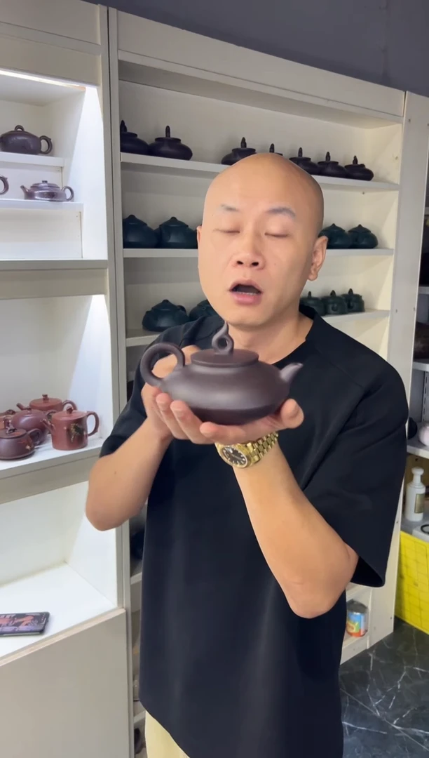7.31  宜兴紫砂壶  天青