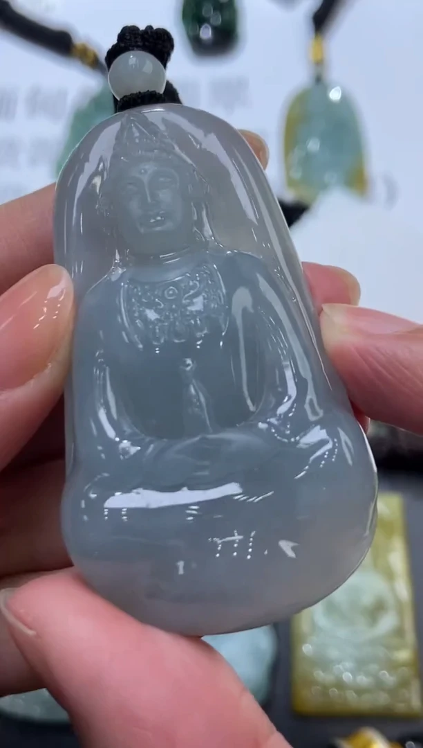 未镶嵌挂件翡翠372489  多人