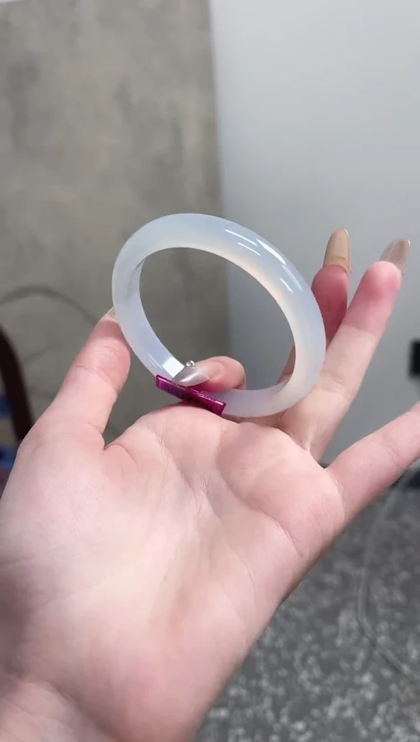 【闪购商品】玛瑙/玉髓手镯未镶嵌58-59圈 需要包容