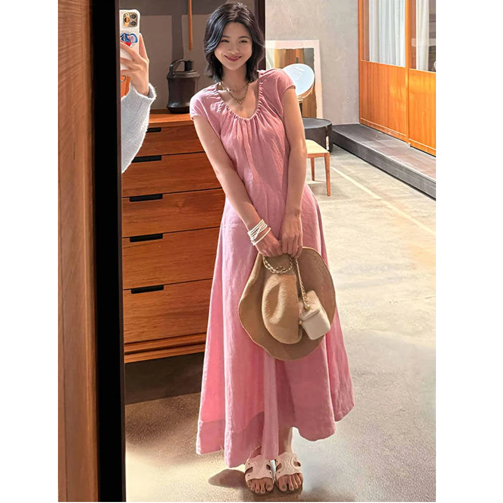 法式度假风褶皱粉色连衣裙女2025新款夏季宽松超好看漂亮气质长裙