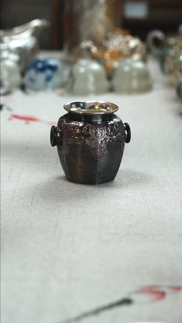 古悦足银999公道杯