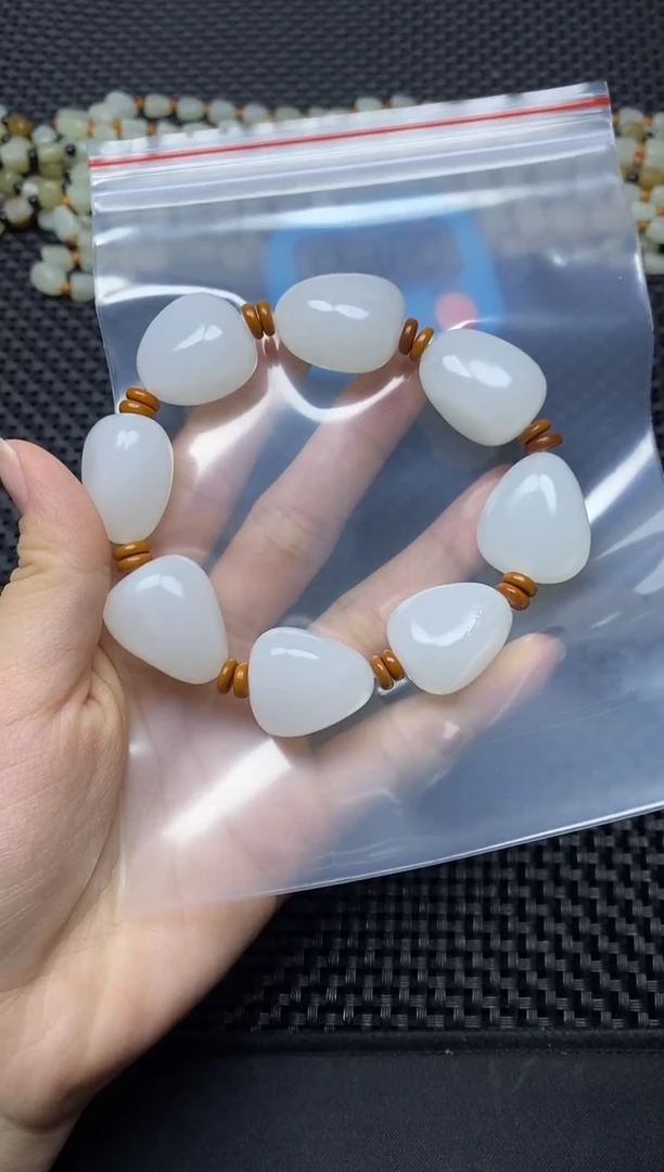 未镶嵌手链和田玉爬****海手串