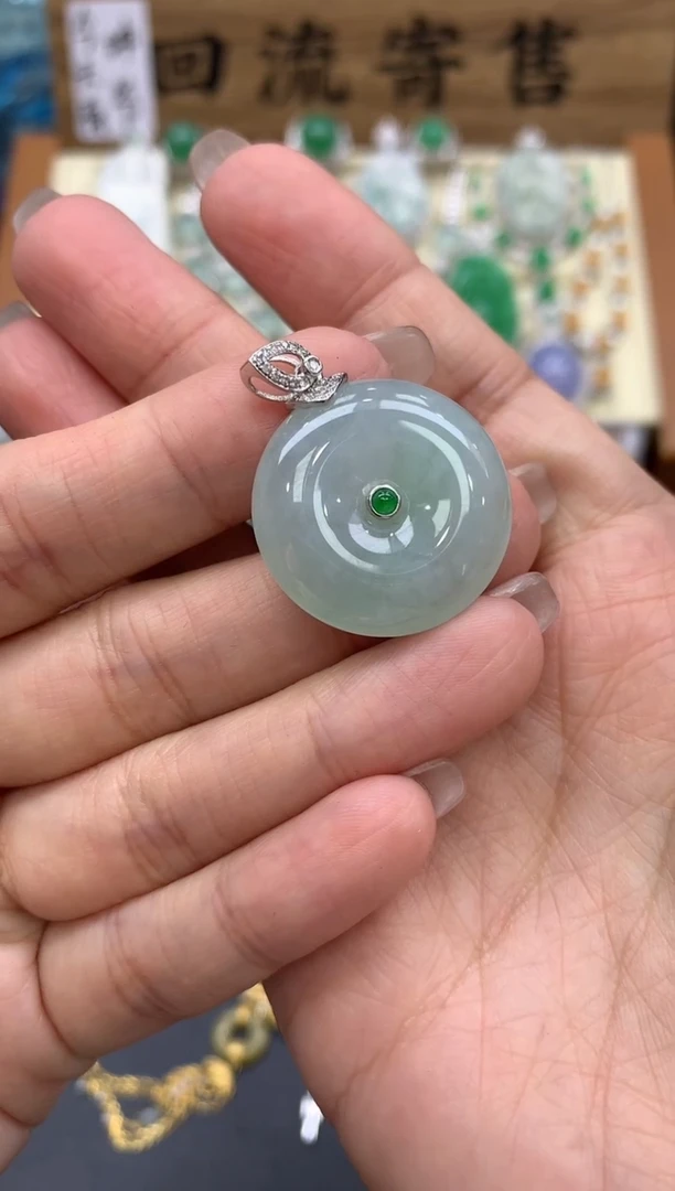 【闪购商品】翡翠颈饰18K金镶嵌114-中国好珍宝