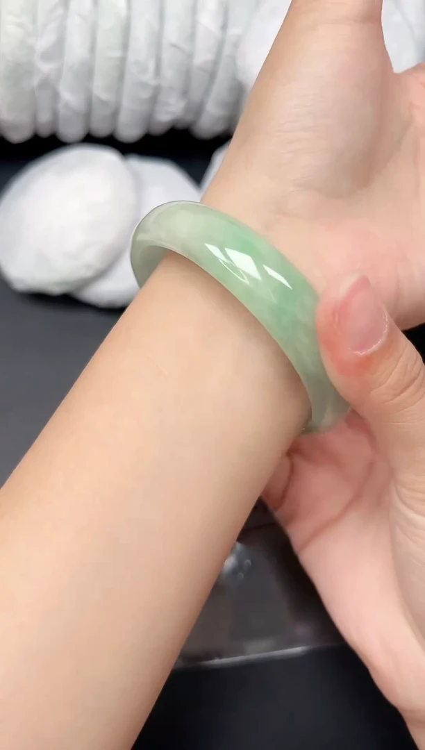精品手镯，一物一拍P009