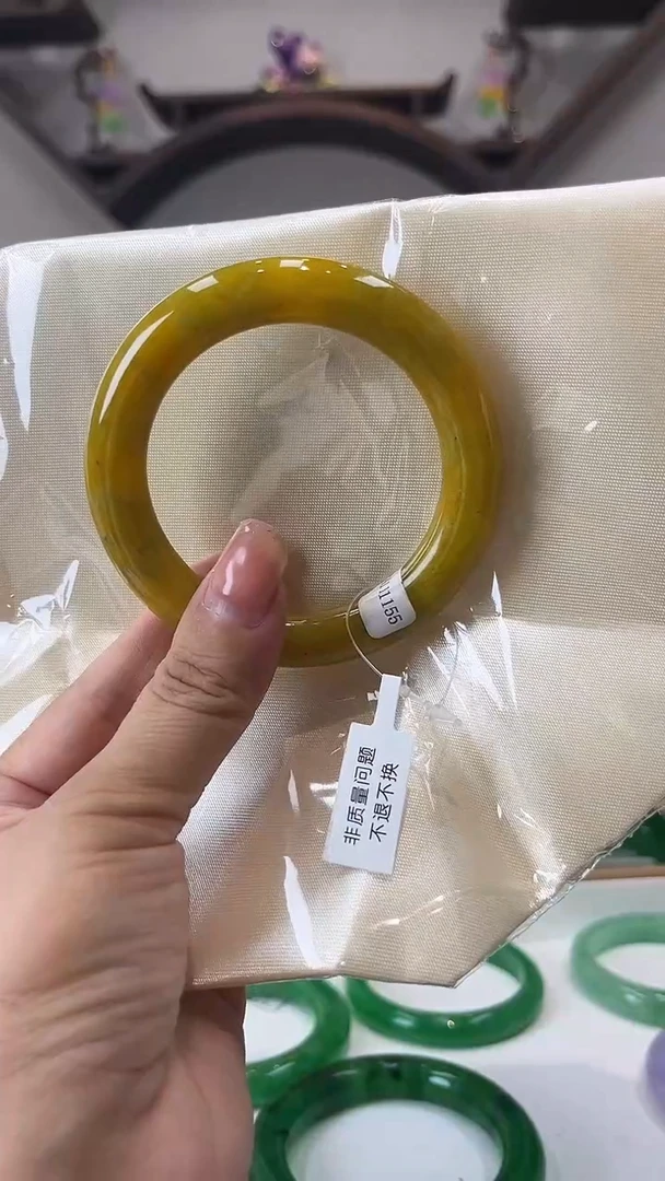 【闪购商品】砖雕a66 圈口55.4 独货手镯