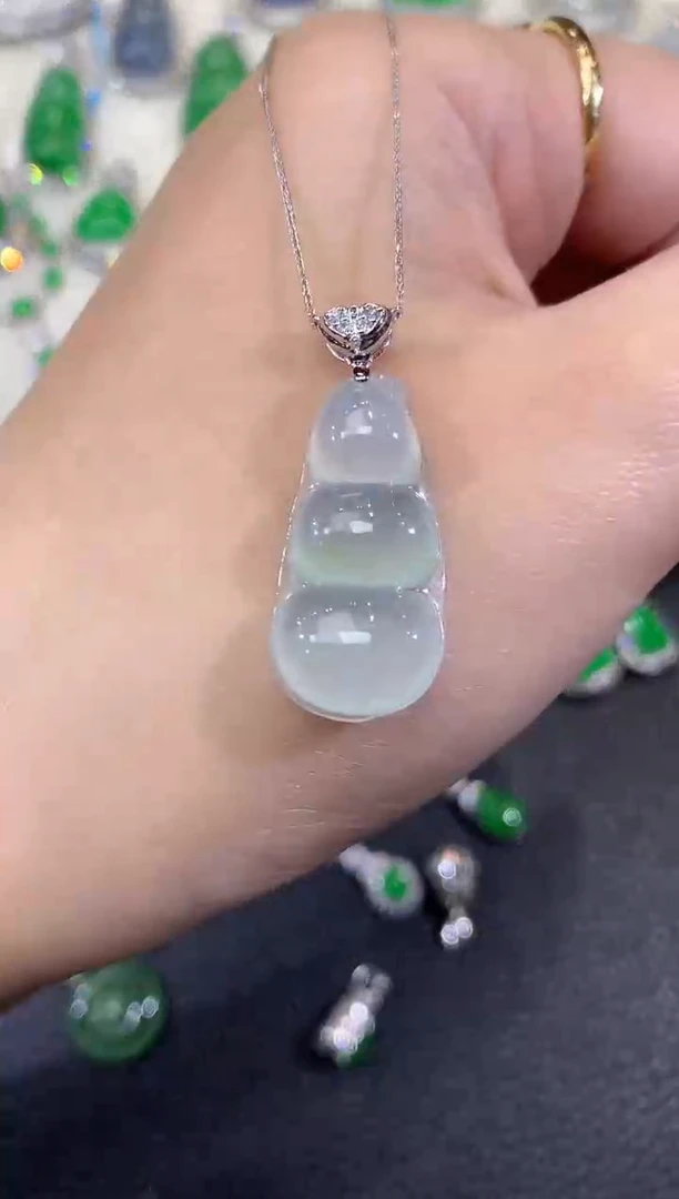 套链18K金镶嵌翡翠A51