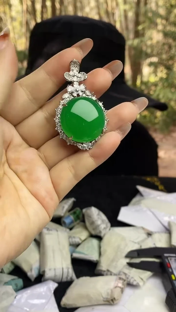 满色吊坠 所见即所得！！