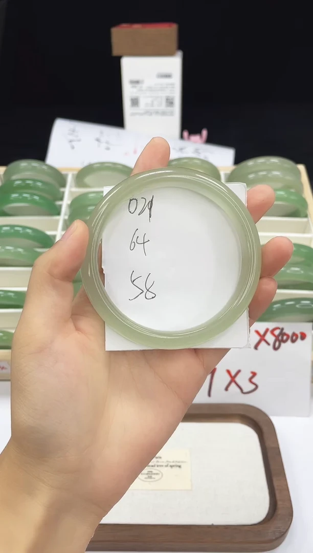 石英质玉手镯未镶嵌021